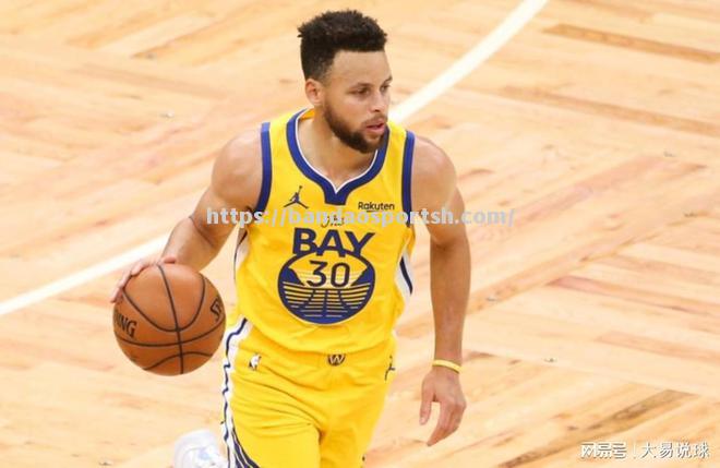 NBA：勇士队主场再度赢球，库里狂砍40分领跑西部排名