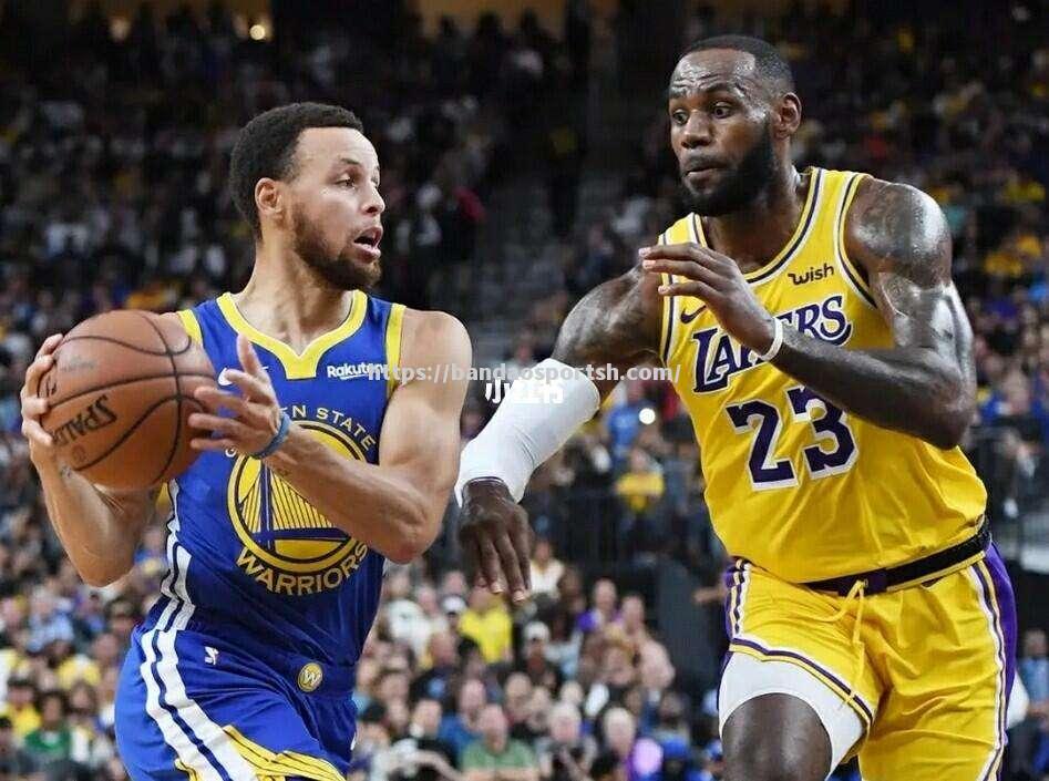 半岛体育-NBA常规赛继续激烈展开，球队争夺季后赛资格